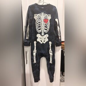 Rags to Raches skeleton romper